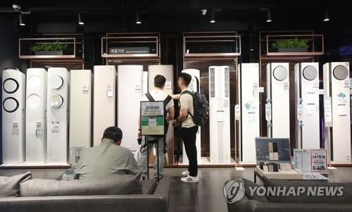 날은 덥고 전기료는 걱정되고