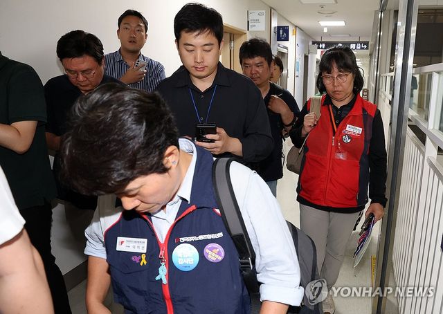 민주노총, 최저임금위 퇴장