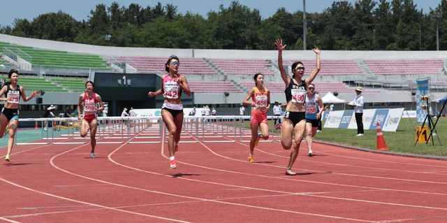 류나희, 여자 100ｍ 허들 우승