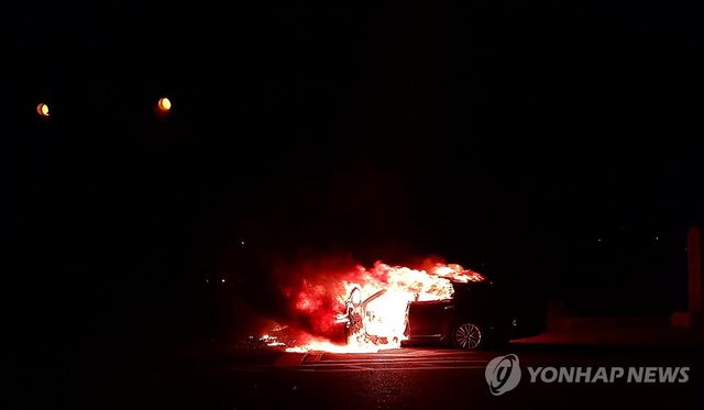 군산서 차량 화재