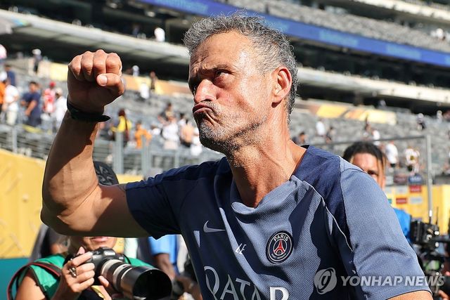 루이스 엔리케 PSG 감독