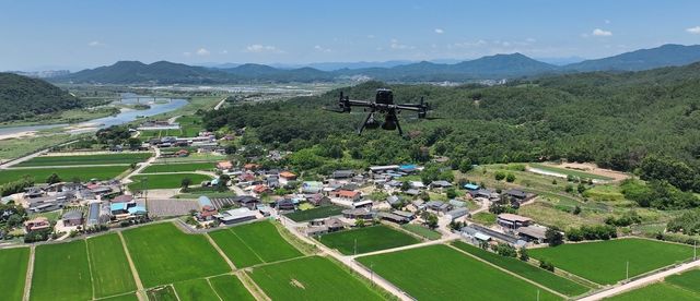 드론으로 폭염 대응 안내