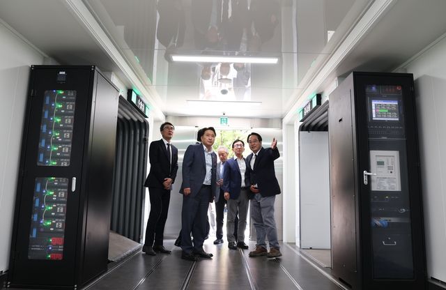 충북형 인구감소지역 이동진료서비스 차량 내부