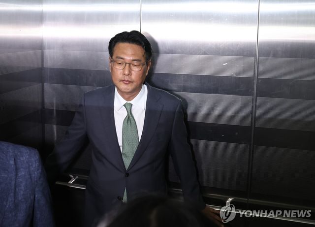 순직해병 특검 사무실 향하는 김태효