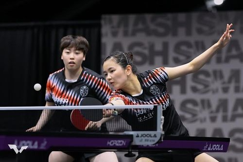 WTT 미국 스매시에 나선 유한나(왼쪽)와 김나영