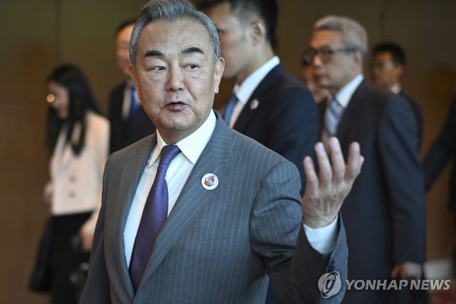 왕이 중국 외교부장