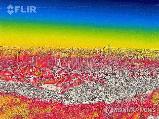 폭염 계속되는 서울