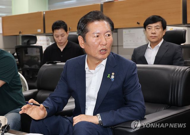 발언하는 정청래 의원