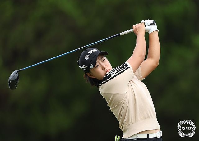 현역시절 티샷하는 김해림