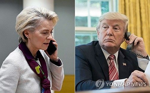 폰데어라이엔 EU 집행위원장(왼쪽)과 트럼프 미국 대통령