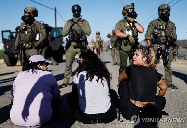 캘리포니아 합법 대마농장서 이민자 단속 벌이는 ICE