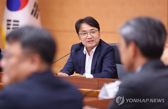 폭염 대책 관계기관·전문가 합동토론회, 발언하는 김광용 안전차관