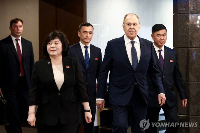 최선희 북한 외무상과 세르게이 라브로프 러 외무장관