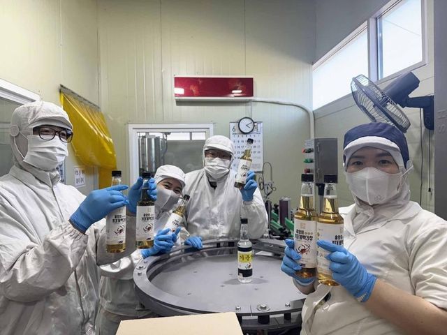 경북 영덕 '더 동쪽 바다가는 길' 직원들