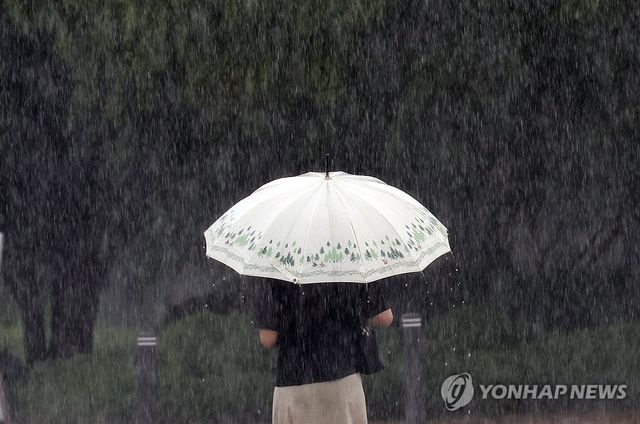 낮엔 폭염, 저녁엔 물 폭탄