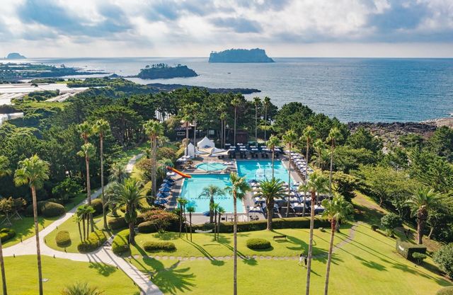 켄싱턴리조트 서귀포 야외 수영장