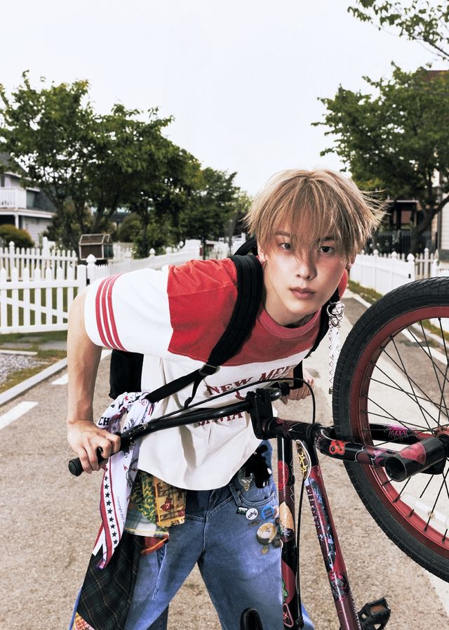 '카멜레온' 발매한 아스트로 윤산하