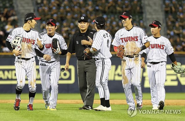 LG 트윈스 선수단