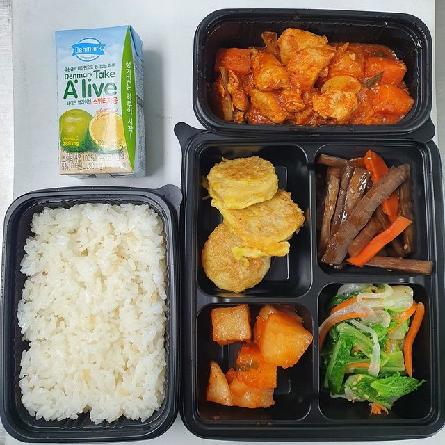 방학 기간 아동급식 지원사업을 통해 제공되는 도시락