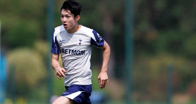 팀 훈련에서 구슬땀을 흘린 양민혁