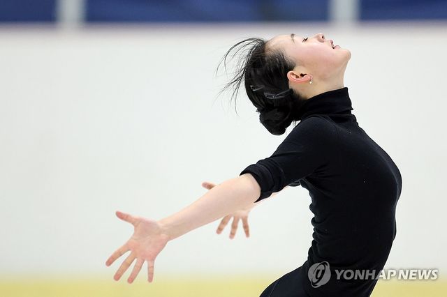 훈련하는 김채연