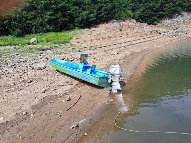 사고가 난 소형 보트