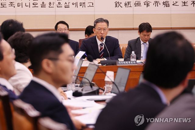 답변하는 정성호 법무부 장관 후보자