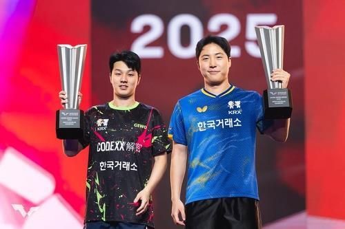 WTT 미국 스매시 남자복식 우승을 합작한 임종훈(오른쪽)과 안재현