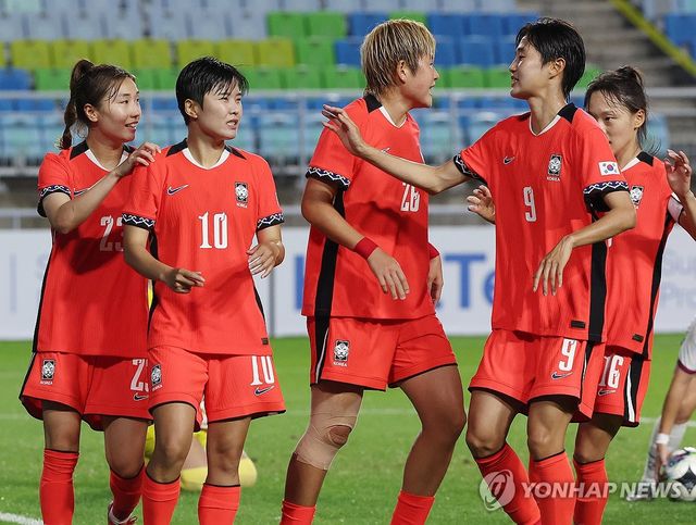 '지소연, 내가 성공시켰어'