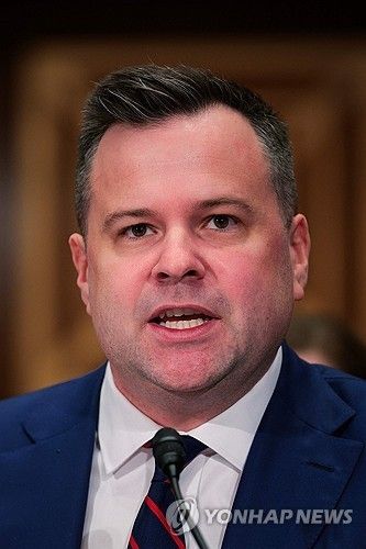 빌 풀티 미 연방주택금융청장.