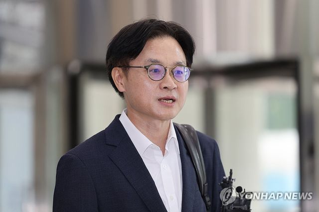 김정관 후보자, 인사청문회 준비사무실 첫 출근