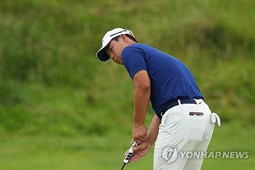 디오픈 1라운드에서 퍼팅하는 김주형.