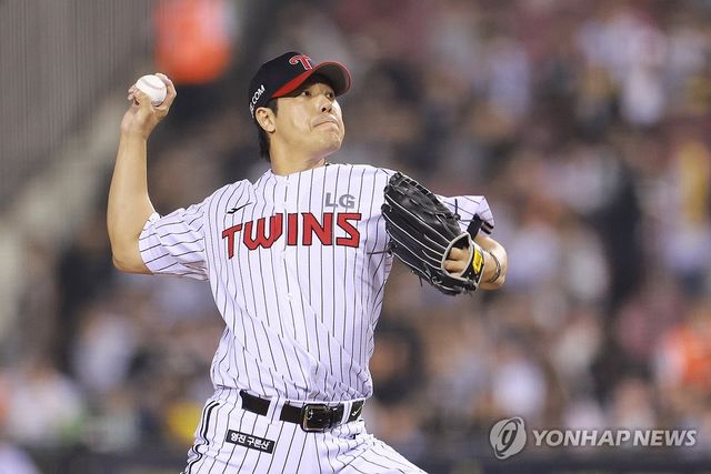 역투하는 LG 김진성