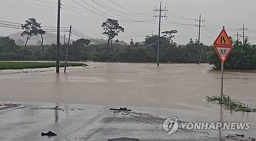 400mm 넘는 폭우에 범람한 서산 청지천
