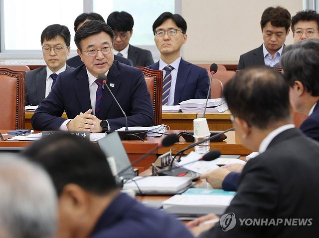 윤호중 행정안전부 장관 후보자, 질의 답변