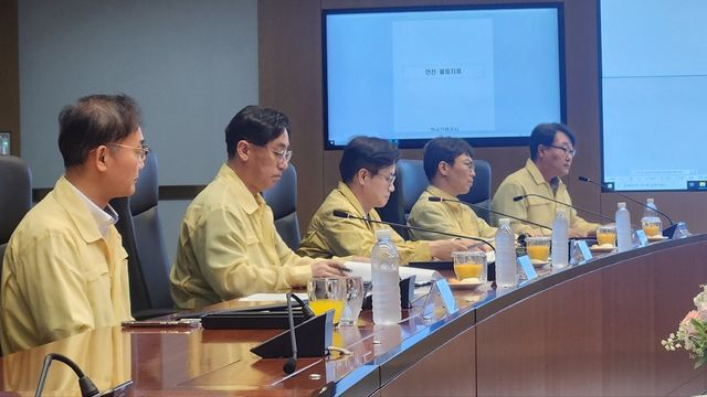 김정관 산업통상자원부 장관, 한국중부발전 서울발전본부 점검