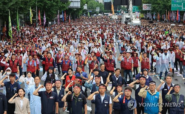민주노총, 총파업ㆍ총력투쟁 대행진