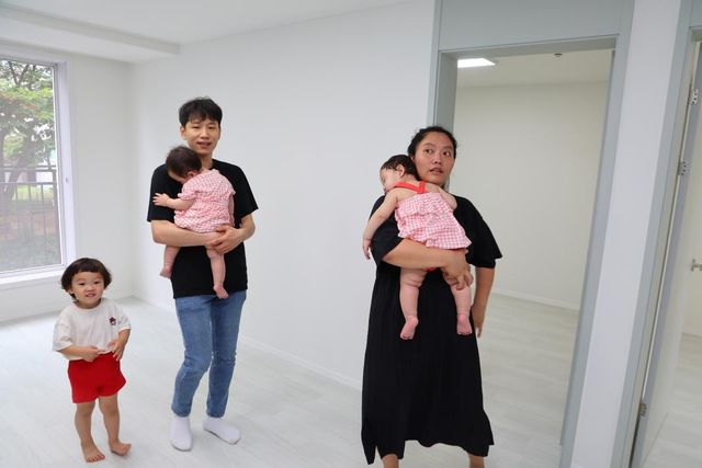 '천원주택 ' 첫 입주 기뻐하는 입주자들