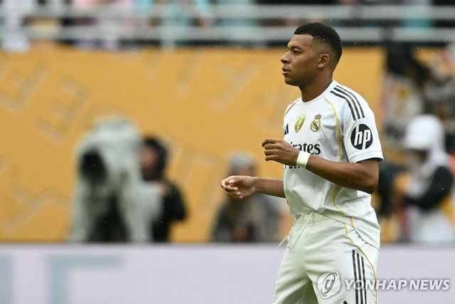 유벤투스전에서 후반 교체 투입돼 대회 첫 경기를 치른 레알 마드리드의 음바페.