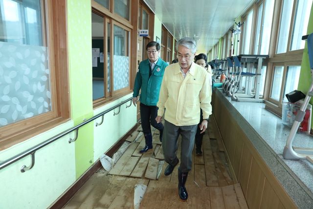 박종훈 교육감 진주지역 집중호우 피해 학교 방문