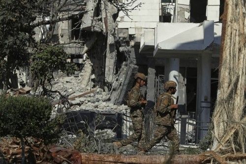 이스라엘 폭격으로 심하게 손상된 시리아 국방부 청사