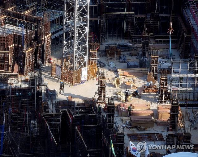 이른 폭염에 건설현장 비상