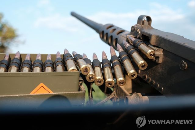 우크라이나 키이우의 방공용 브라우닝M2 기관총