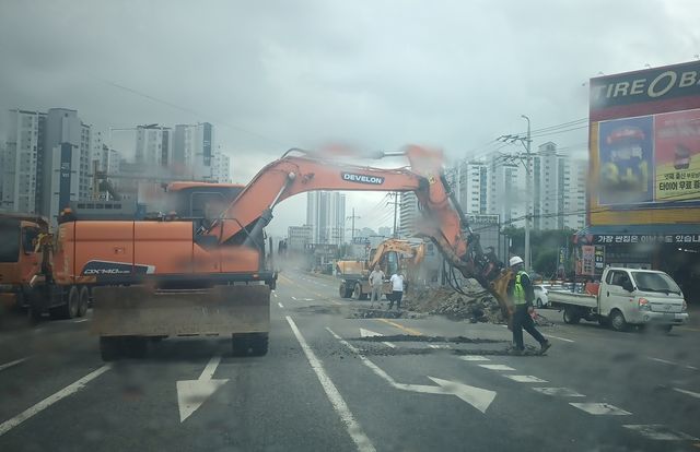 아산 싱크홀 복구작업