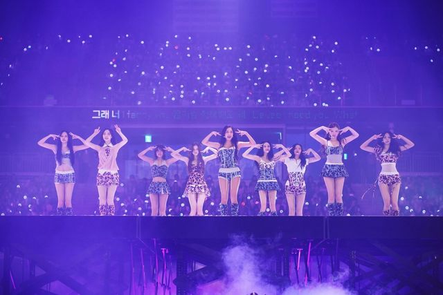 트와이스 월드투어 '디스 이즈 포'