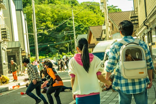 영화 '좀비딸' 속 한 장면