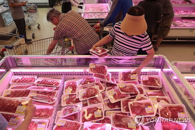 농식품부, 한우협회·농협과 '소프라이즈'…한우 할인행사 진행