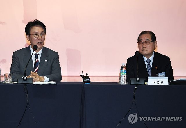 모두발언 하는 김민석 국무총리