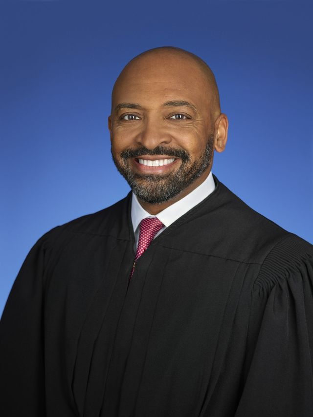 대런 게일스 판사