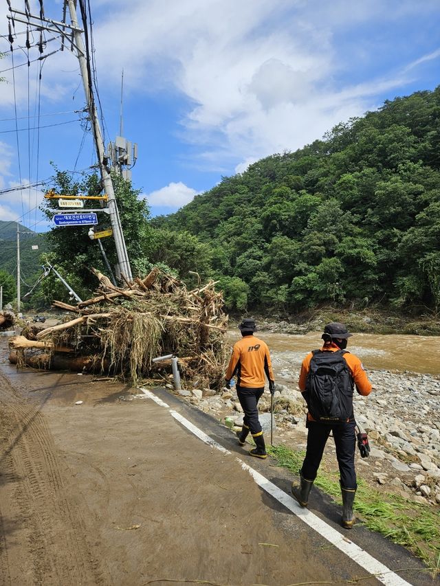 도보 수색하는 강원소방